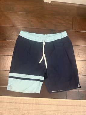 BYLT Basics Coastal Boardshorts Men’s Large Navy Blue Colorblock Swim Shorts